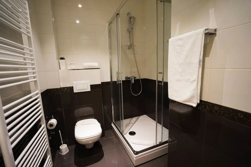 Hotel Royal Gold City - Hotel Ruža