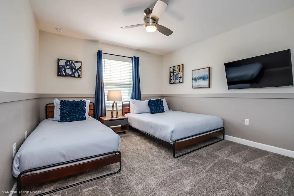 Stylish Home w/ Private Pool, 10 Min. From Disney!