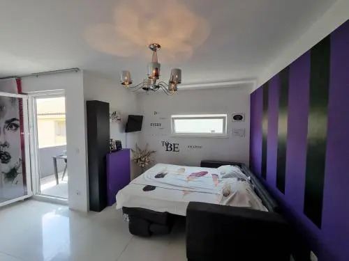Villa Ave