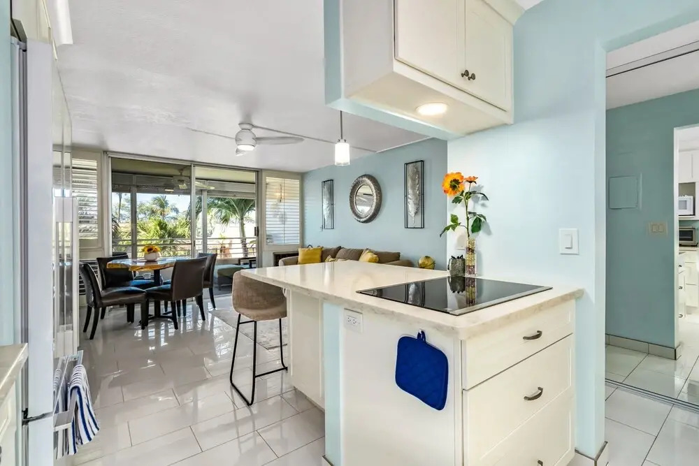 Kamaole Beach Royale 206 1 Bedroom Condo
