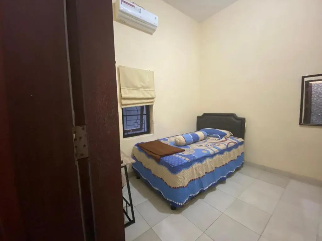 OYO 90548 Kika Homestay