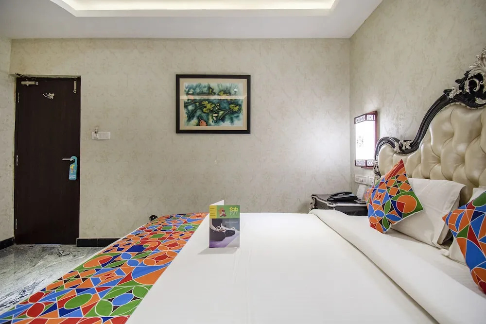 Fabhotel Nk Courtyard