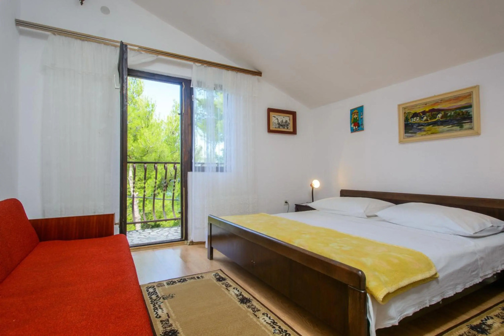 Apartments by the sea Arbanija, Ciovo - 18624