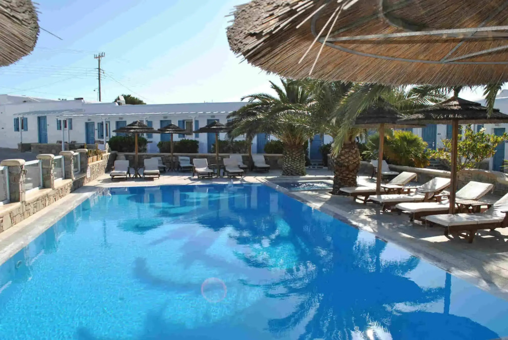 Petinaros Hotel