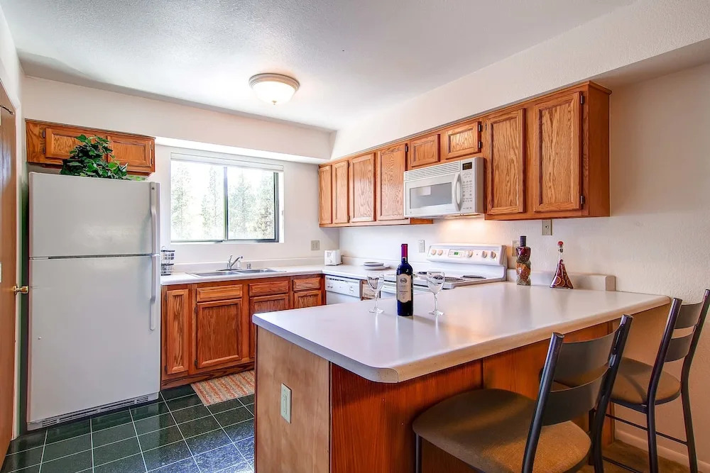 Winterpoint Townhomes by Ski Country Resorts