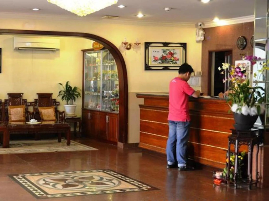 Ngọc Lan Hotel