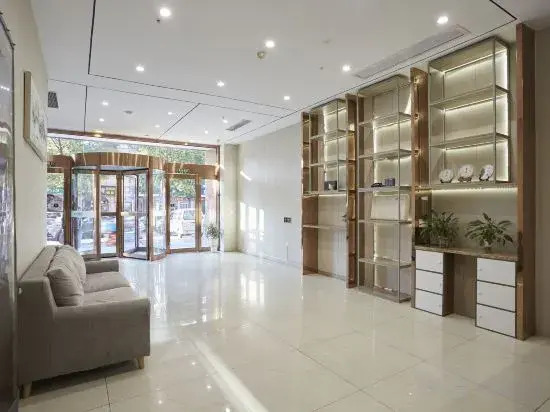 Yiyue Online Apartment (Hangzhou Bay Century City)