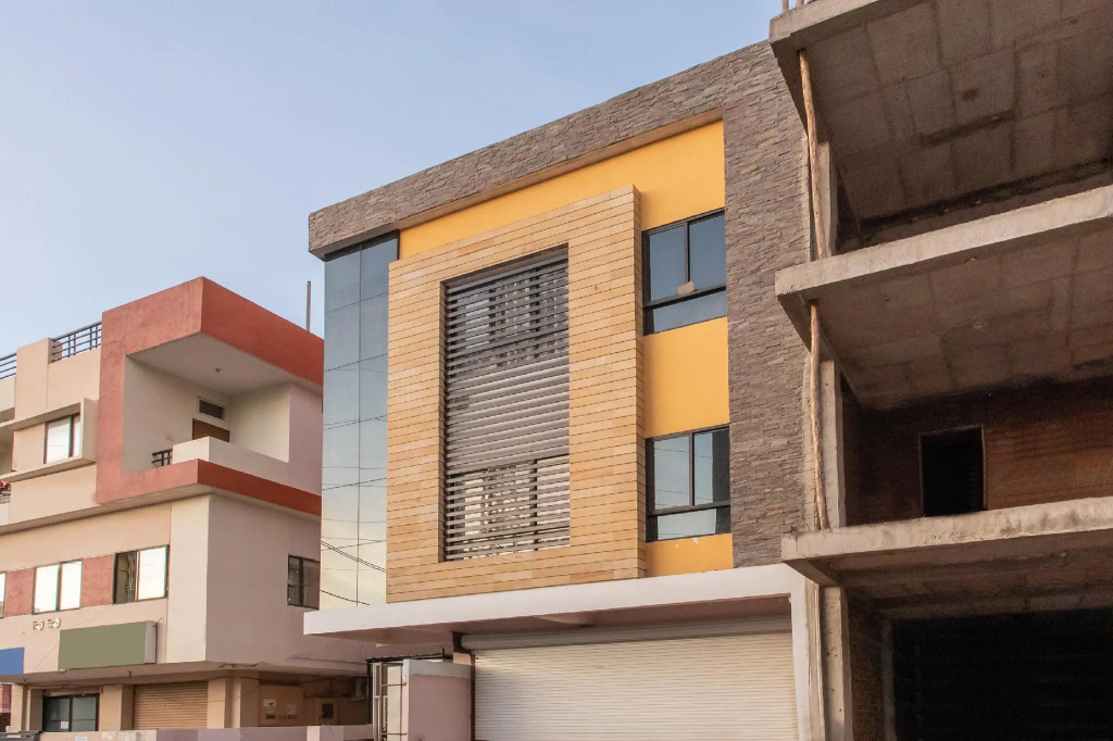 OYO 26905 Hotel Aalishan