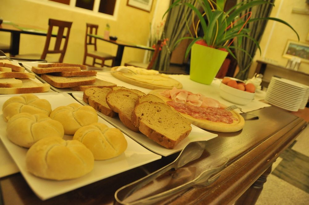 Lo Scoiattolo Piedmont Bike Hotel