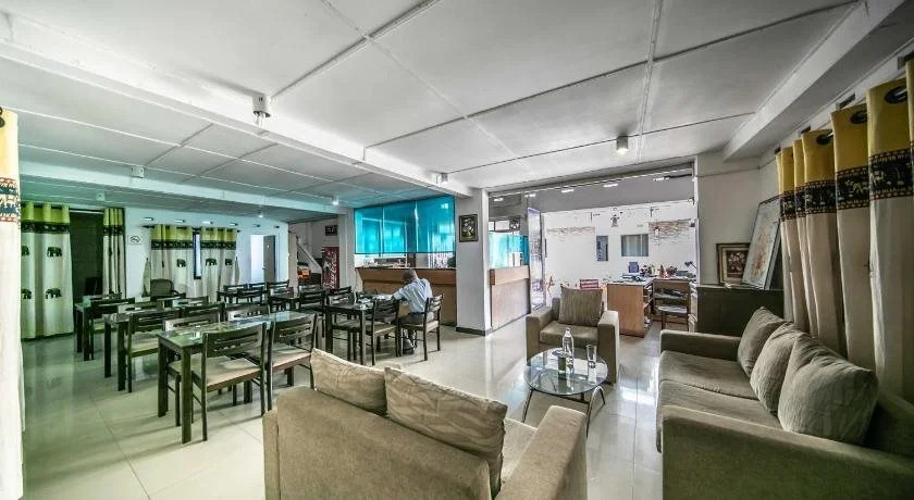 Charlton Kandy City Rest