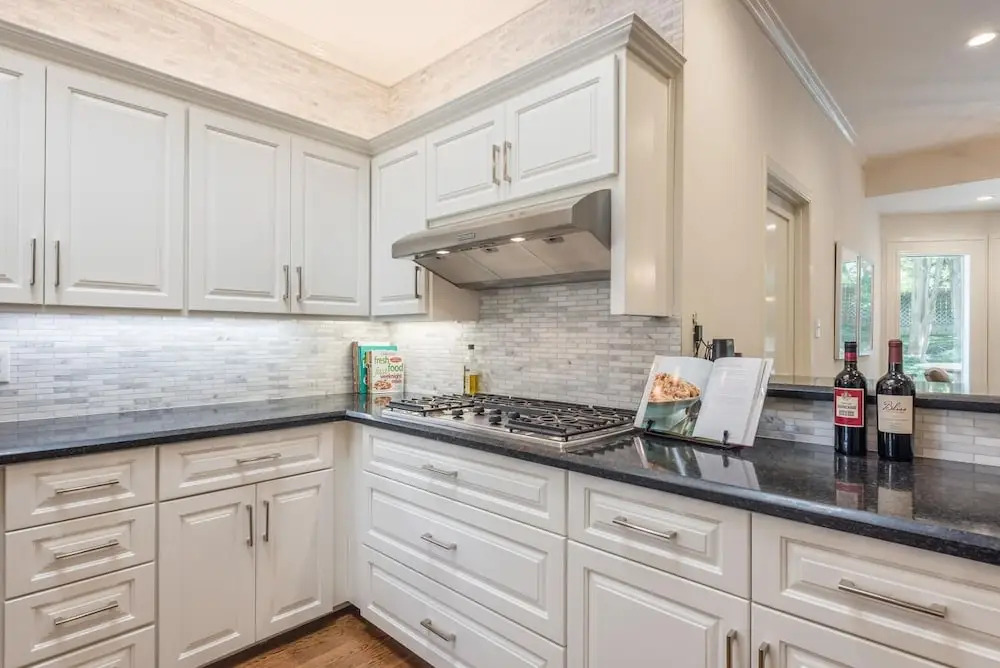 The Authentic Brickwood Retreat 4 Bedroom Home