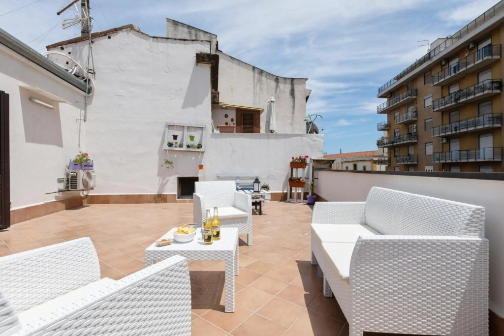 BallarHost - Ballarò Market Terrace Apartment