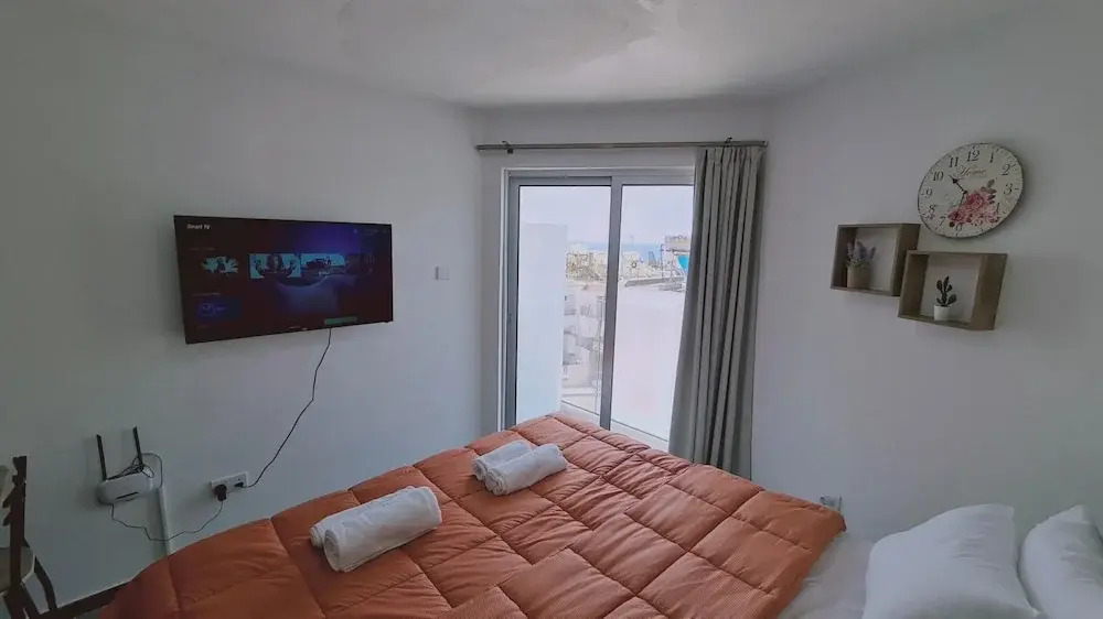 100 AN - Napa Living 36