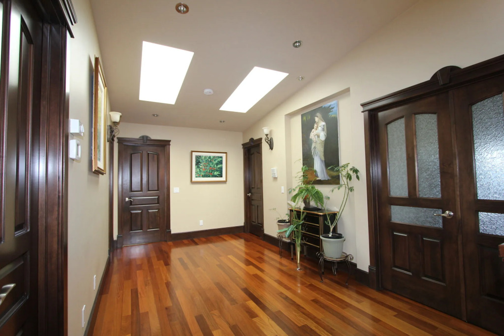 Westmount River Inn