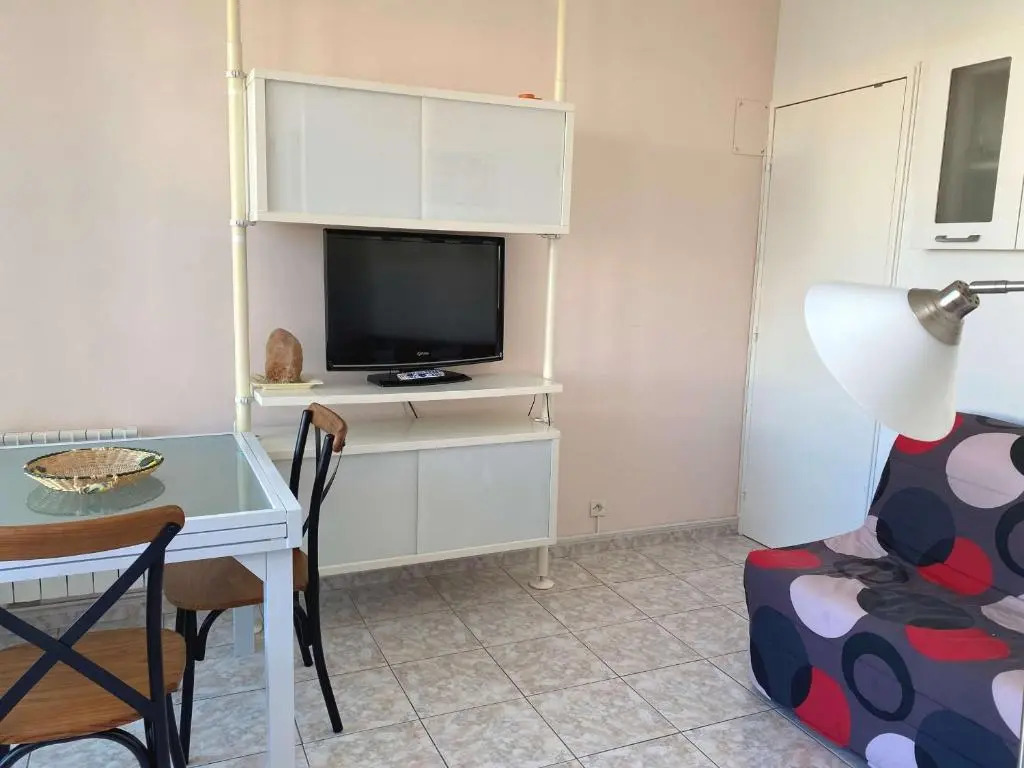 Appartement Balaruc-les-Bains, 2 pièces, 2 personnes - FR-1-553-144
