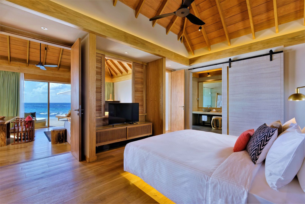 Emerald Faarufushi Resort & Spa - Deluxe All Inclusive