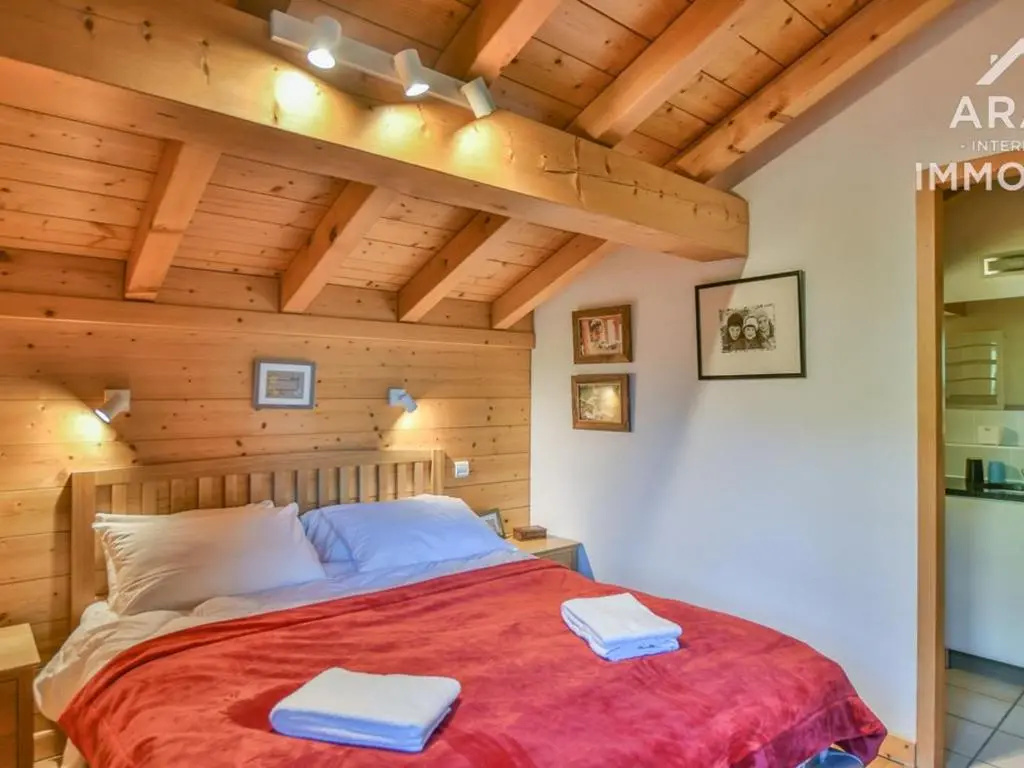 Chalet Le Grand-Bornand, 8 pièces, 11 personnes - FR-1-391-22