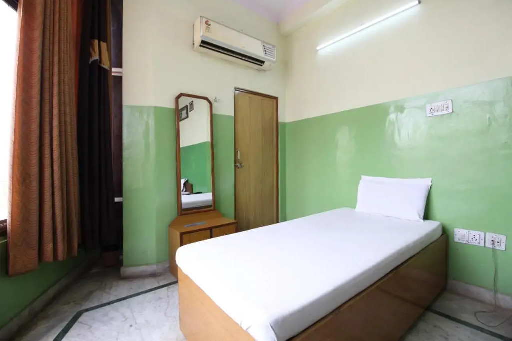 SPOT ON 38614 Shree Shyam Guest House