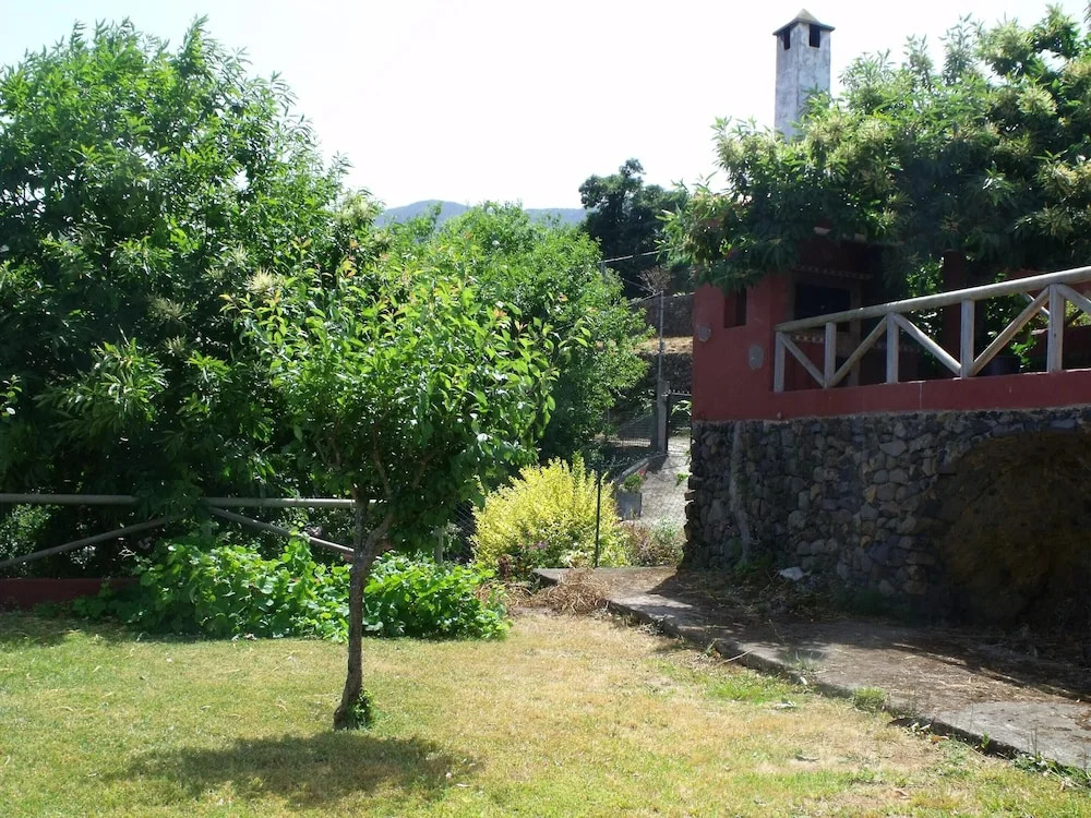 House With 2 Bedrooms in La Orotava, With Wonderful sea View and Enclo
