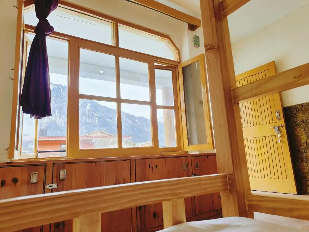 Mountain Dew Guest House