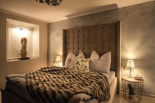 Luxury Apartments No. 91