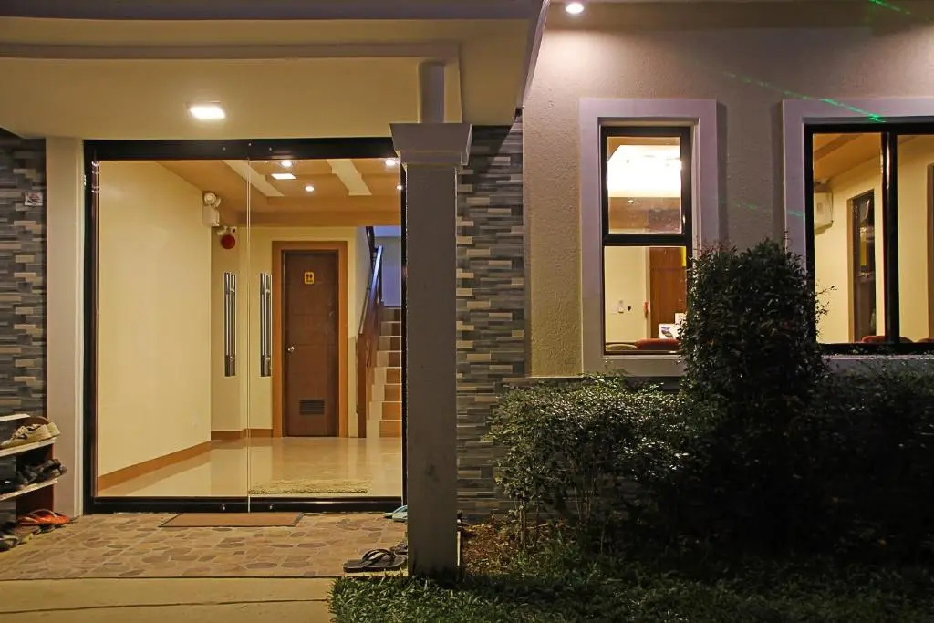Layang Layang Home