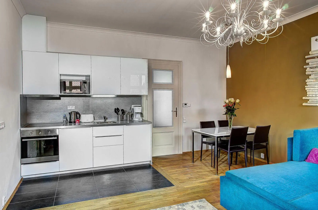 4 Arts Apartments by Adrez