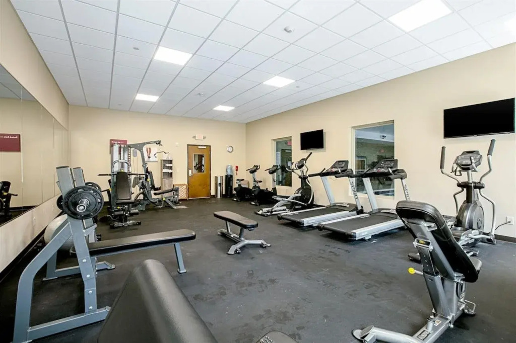 Comfort Suites Fishkill near Interstate 84