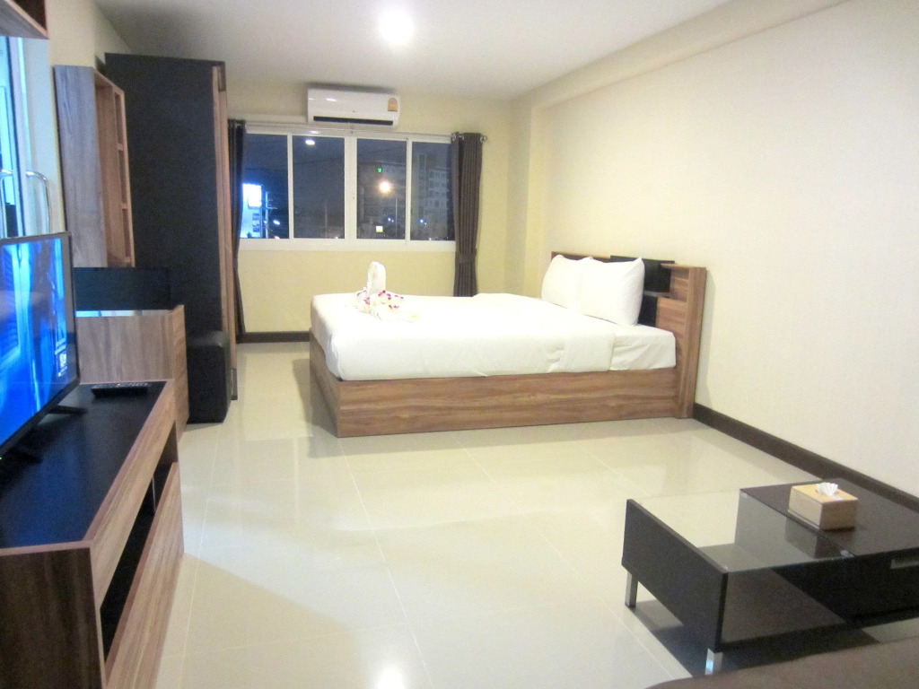 Life Grand Hotel