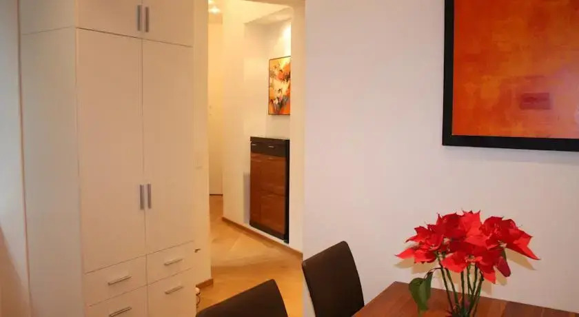 Opera Studio Apartment