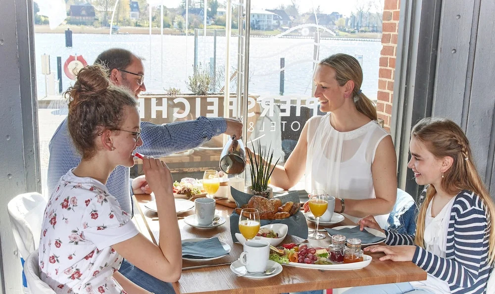 Pier 10 im Pierspeicher