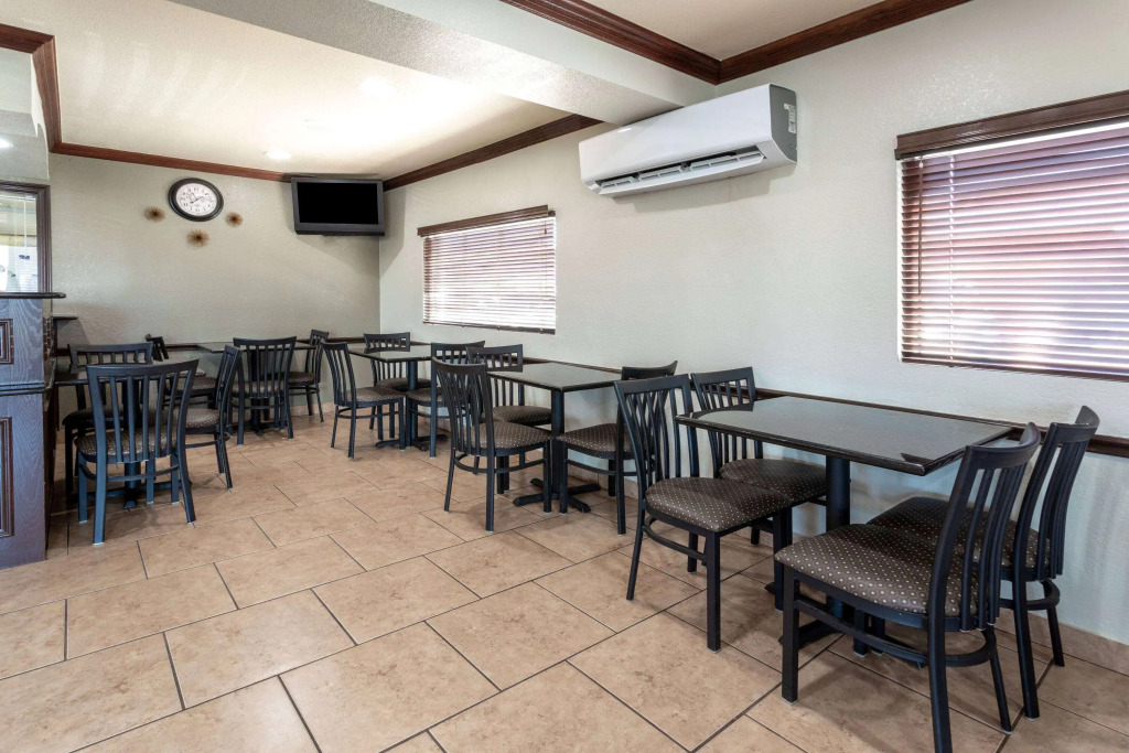 Super 8 Amarillo Central