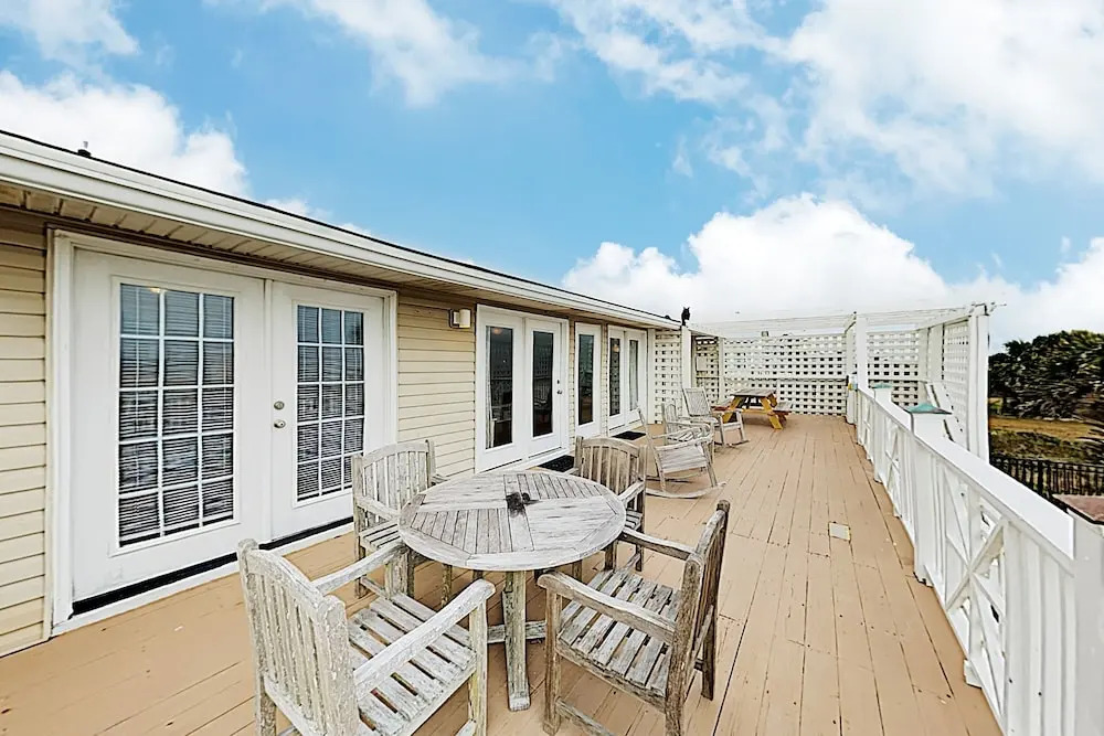 New Listing! Beachfront Home W/ Pool & Large Deck Home