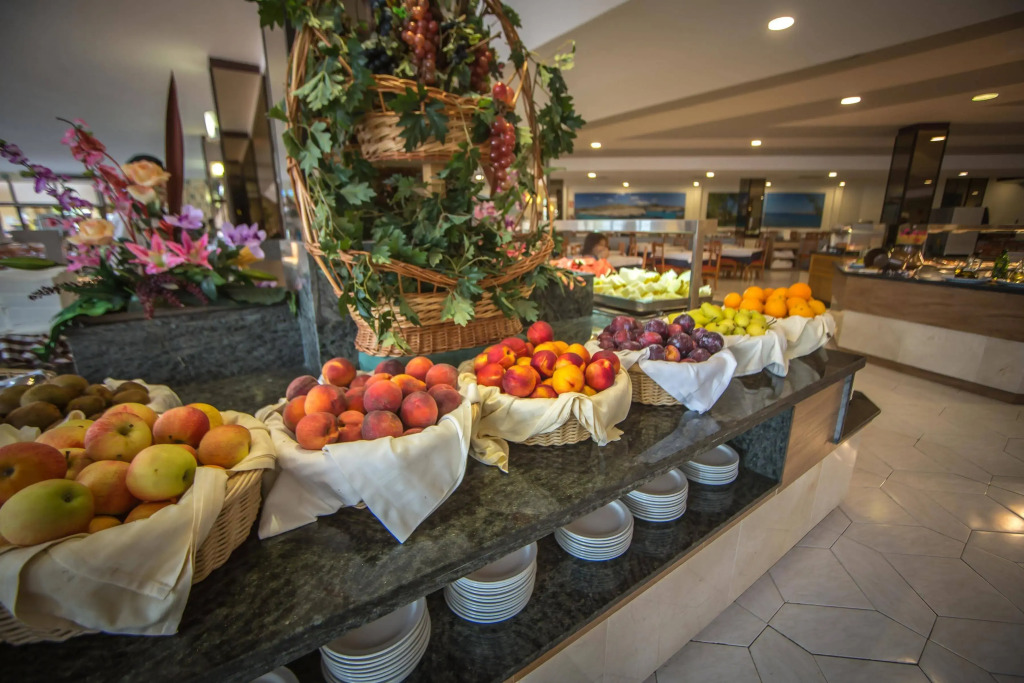 Hotel Club Cala Romani