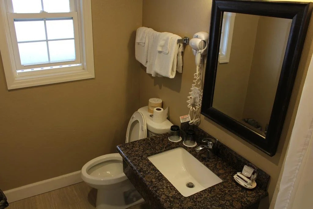 Sea Air Inn & Suites - Downtown - Restaurant Row