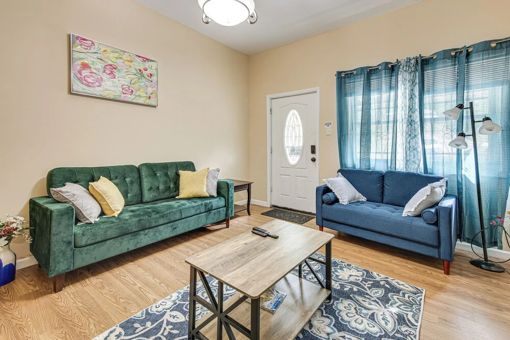West Oakland Home - 2 Mi to Downtown Pittsburgh!