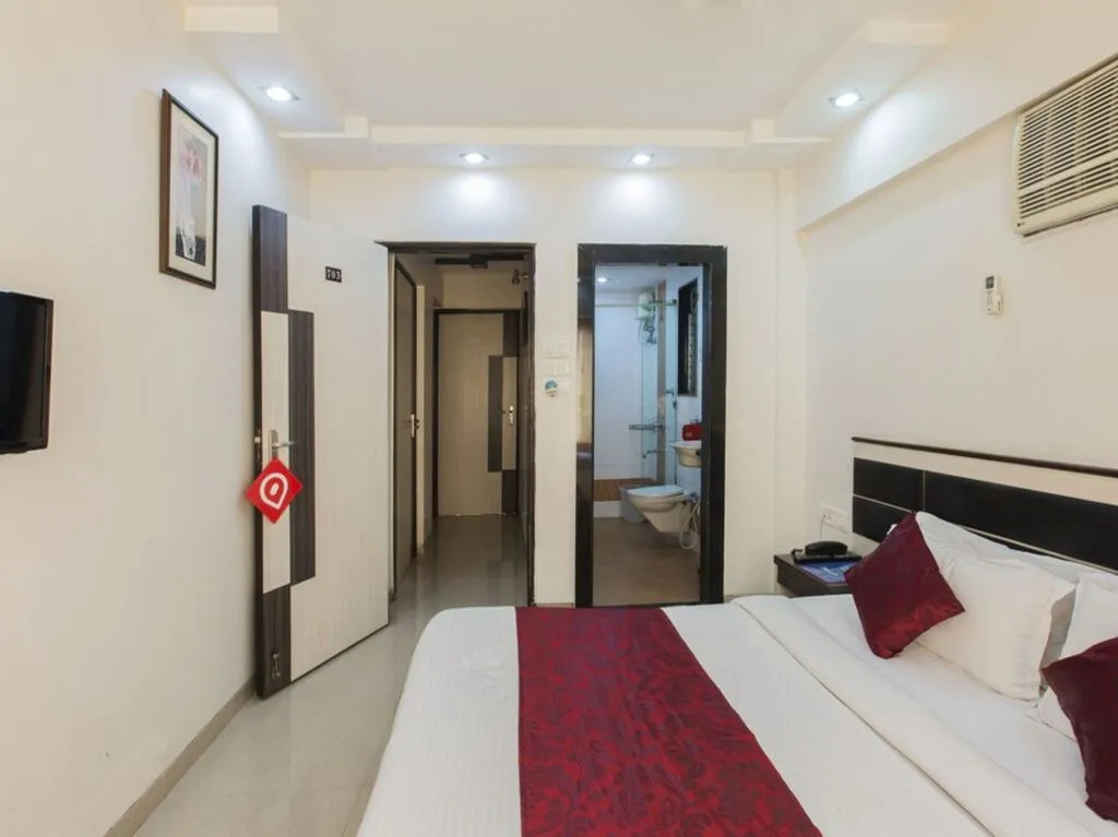 Aparment in Andheri East, Mumbai, by GuestHouser 10769