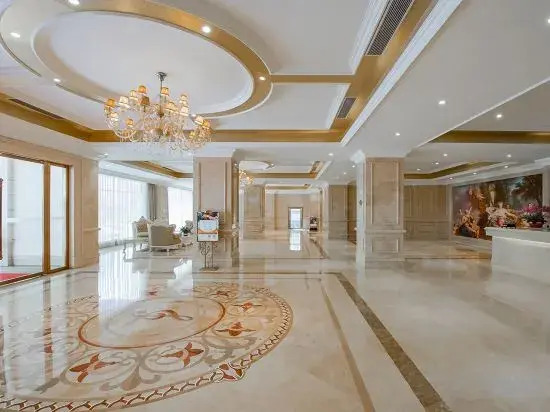 Vienna Hotel (Fengshan)
