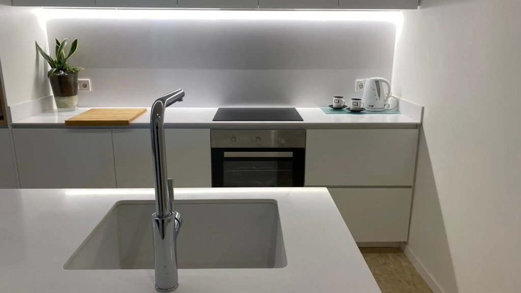 JASALPI único apartamento delante del Lago de Banyoles
