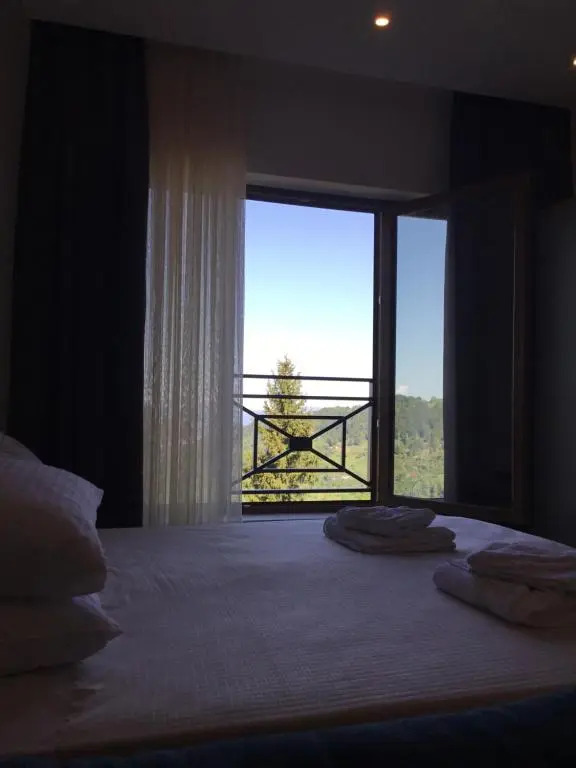 Milmari Apartman Janus P24 P25