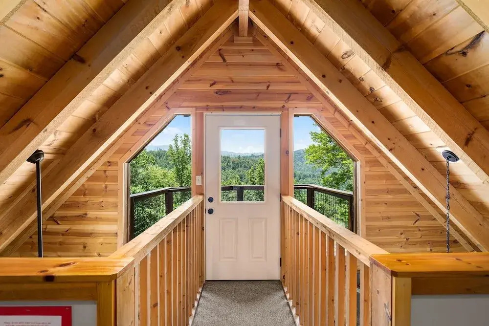 Silver Moon Cabin