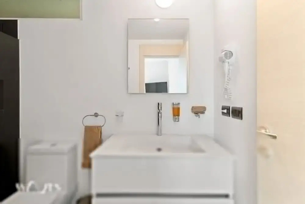 1 Br w 5th Avenue View Steps From the Beach
