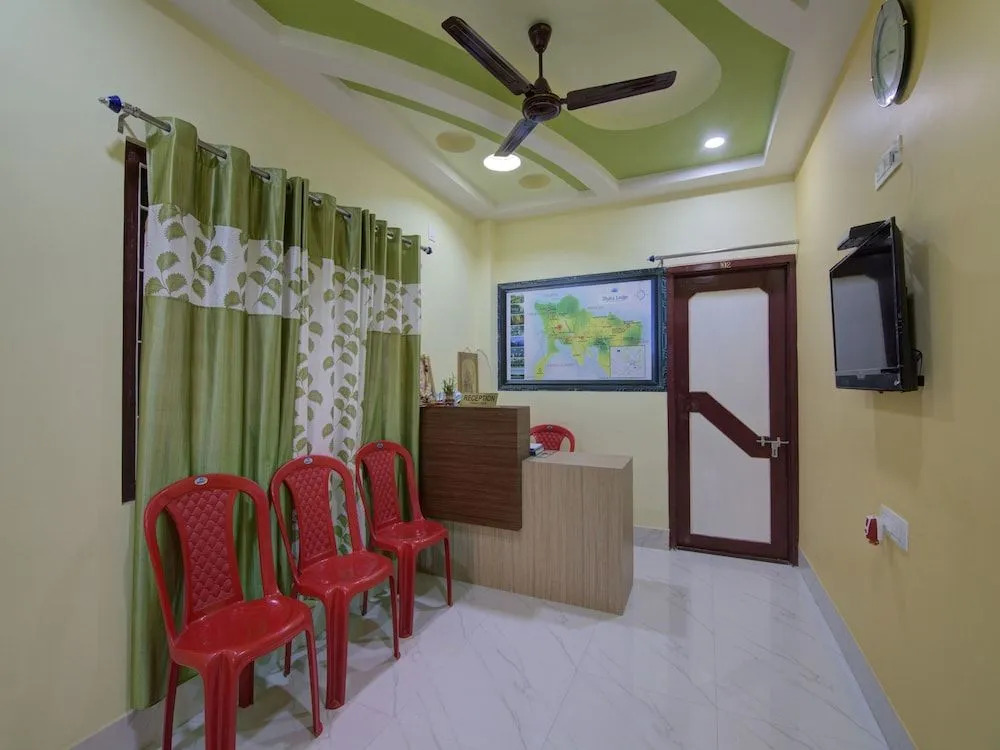OYO 13454 Dhaka lodge