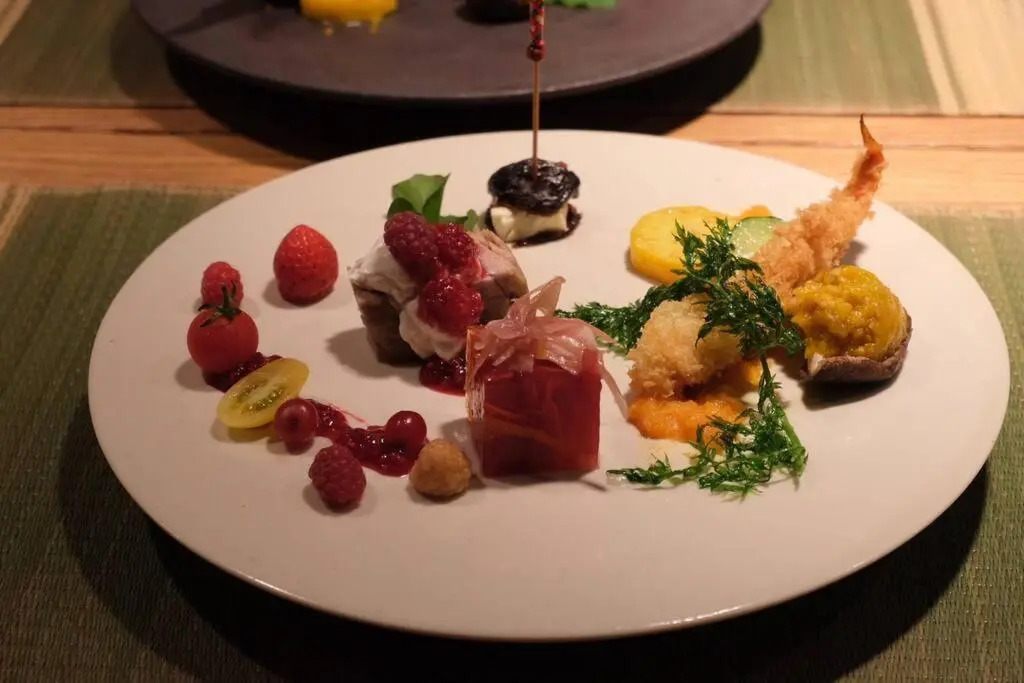 一棟貸しの源泉 Private Onsen Villaと料理家の食体験 安曇野 Nagano