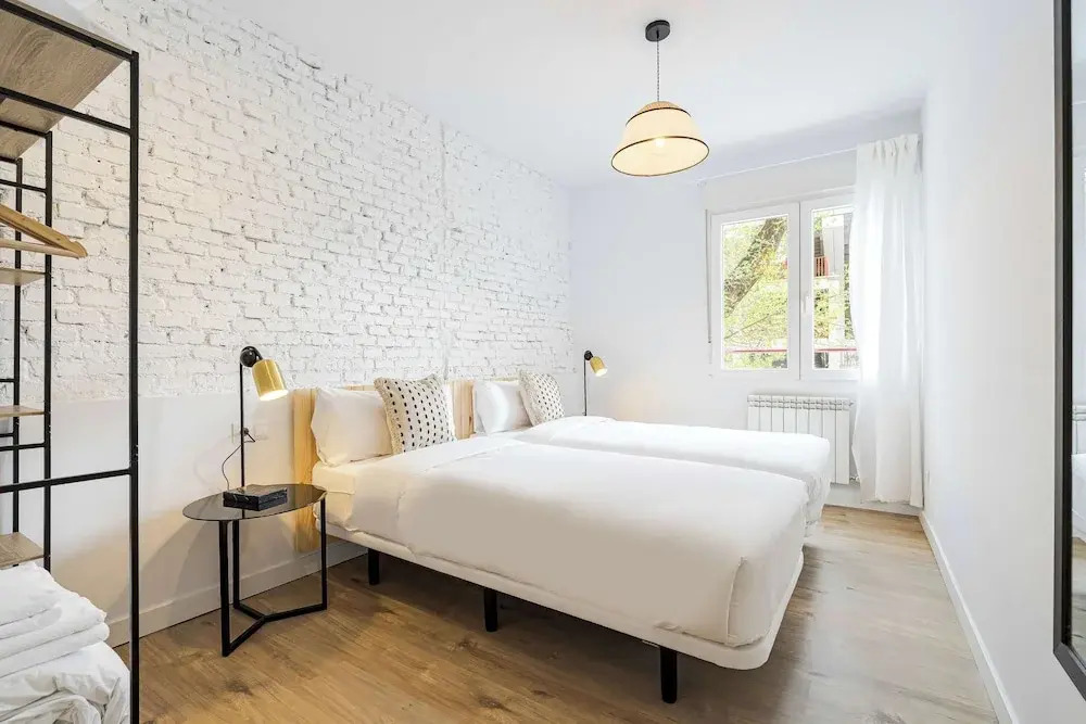 Vallecas Suites by Olala Homes