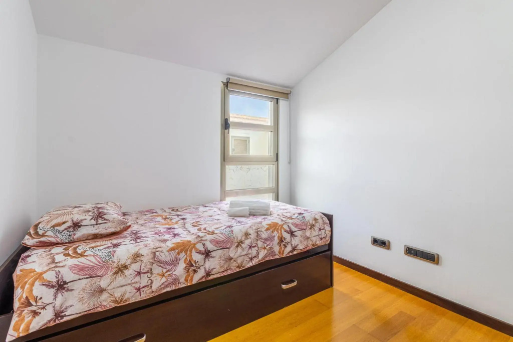 Flatguest Tabaiba II