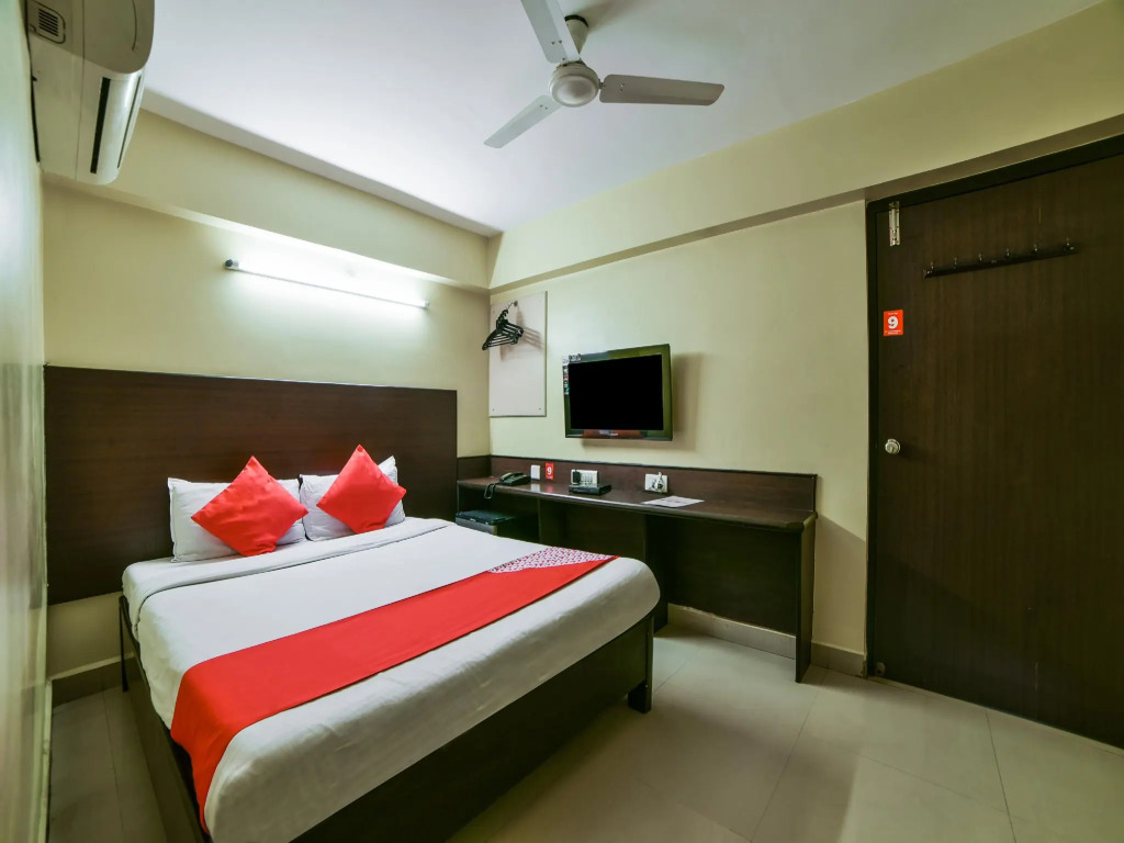 OYO 2840 Kanha Grand