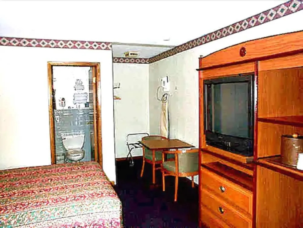 Wesley Inn & Suites