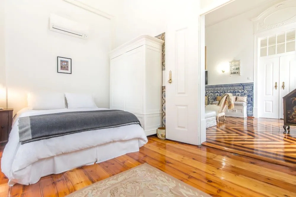 Ferns Historical Bedroom I