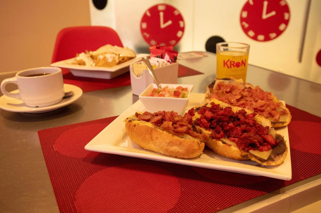 Love Hotel Kron